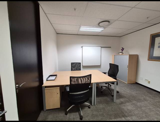31M² OFFICE TO LET IN SANDTON CENTRAL